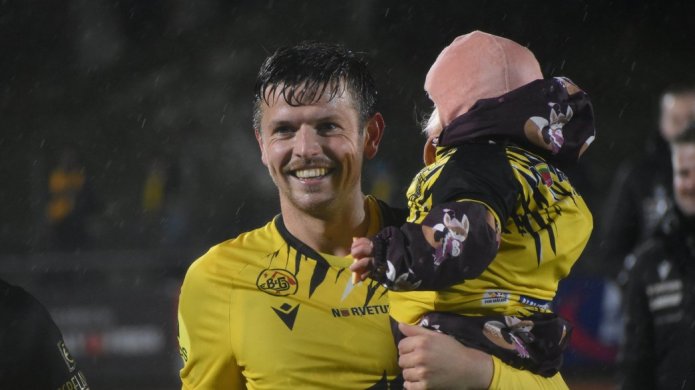 Chris runder 300 A-kamper